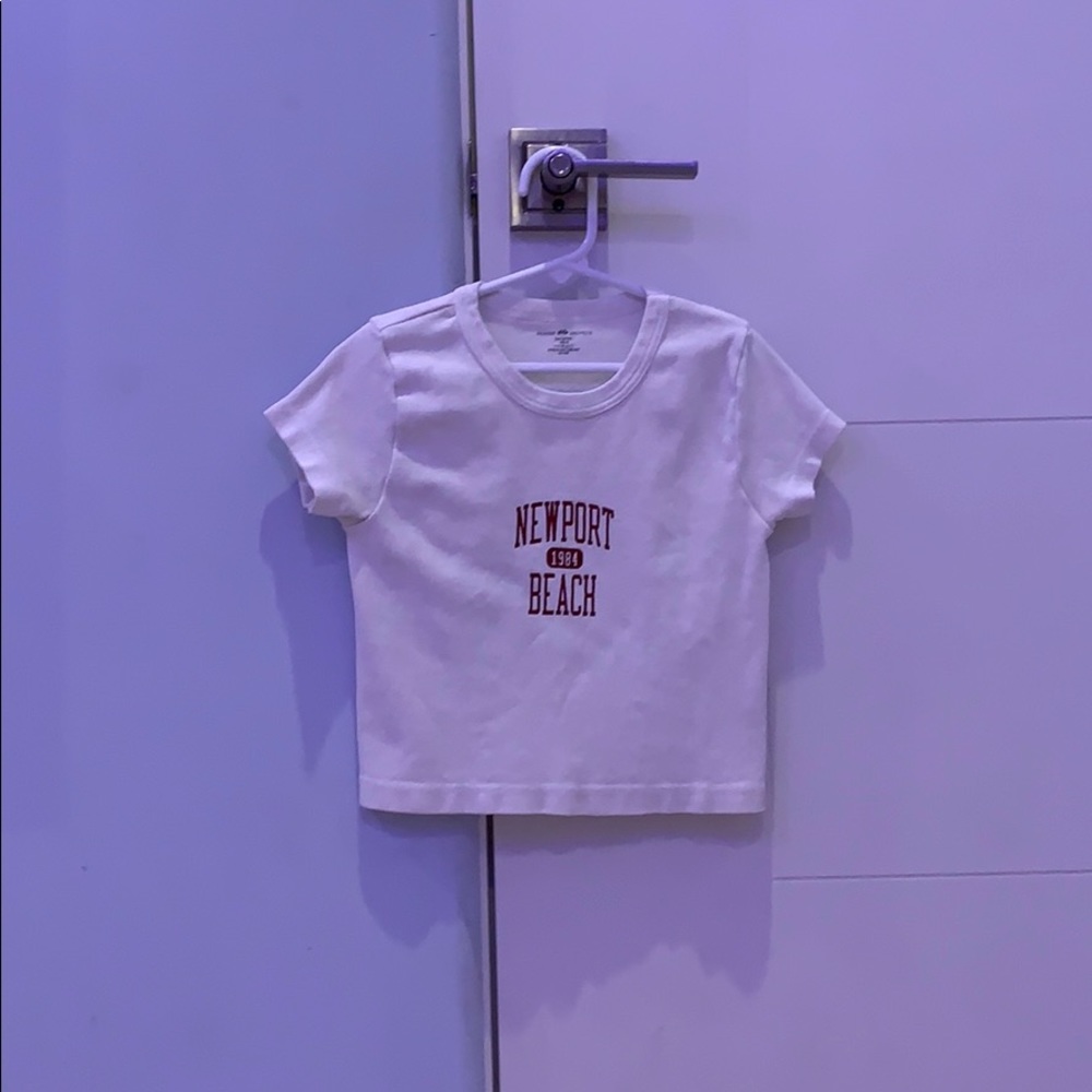 I am selling a super cute shirt!